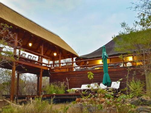Sausage Tree Safari Camp