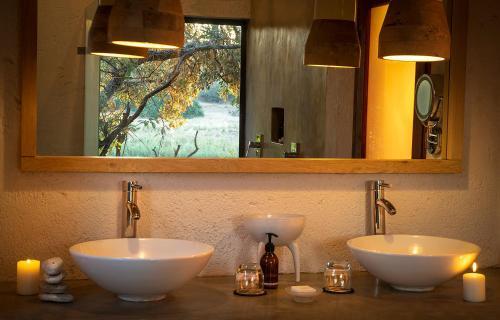 Pondoro Game Lodge Pty (Ltd)
