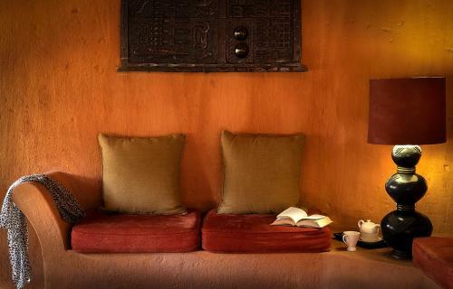 Pondoro Game Lodge Pty (Ltd)