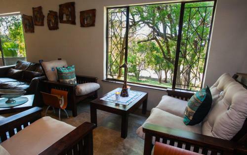 Lodge Ximongwe River Camp - Crocodile Cottage