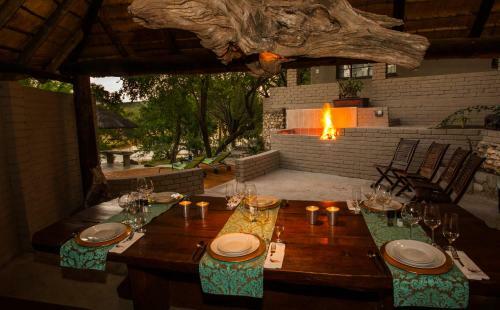 Lodge Ximongwe River Camp - Crocodile Cottage