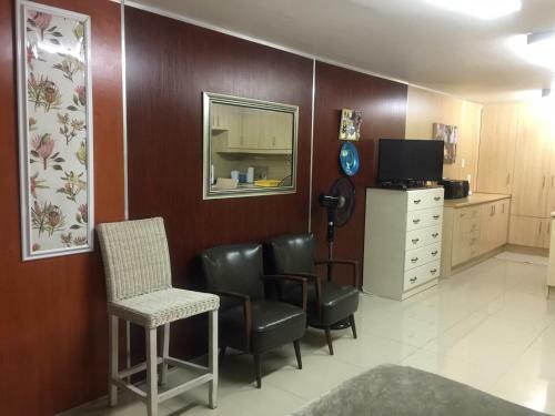 Hostal Marshrose Accommodation