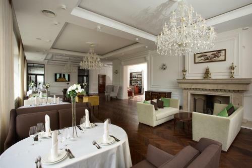 Hotel Rezidenciya Sareevo