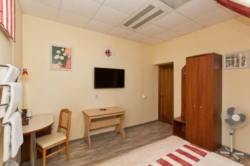 Hostal Guest House Tri Klena