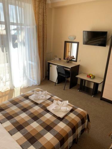 Hostal Lazurit Guesthouse
