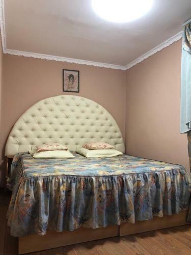 Apartment On Krymskaya 83
