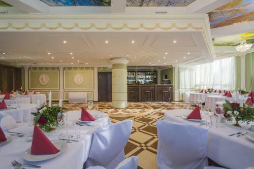 Smirnov Hotel