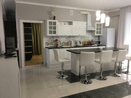 Hostal Nadezhda Guest House
