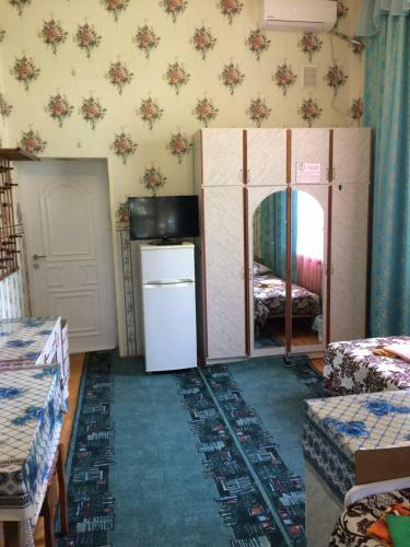 Hostal Nadezhda Guest House