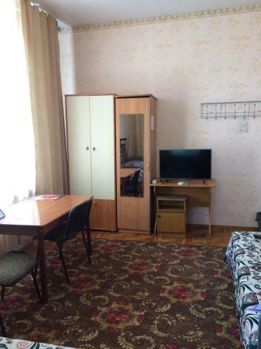 Hostal Nadezhda Guest House
