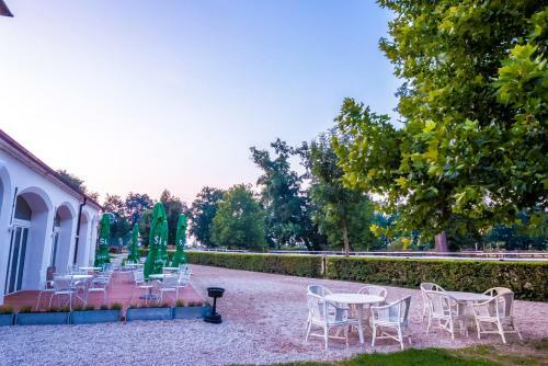 Hotel Dvorec Raki?an