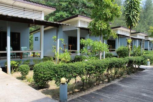 Cousin Koh Kho Khao Bungalow