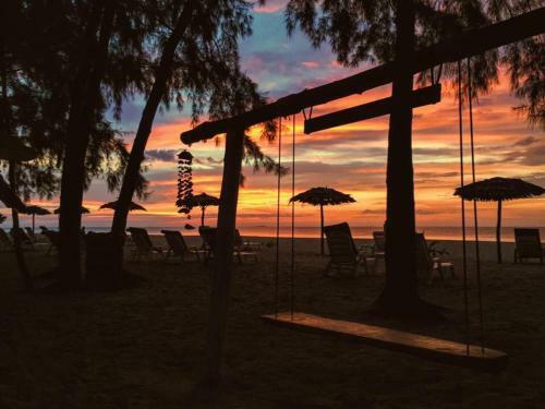 Cousin Koh Kho Khao Bungalow