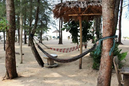 Cousin Koh Kho Khao Bungalow