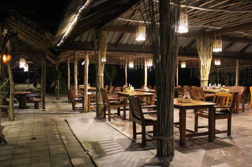 Cousin Koh Kho Khao Bungalow