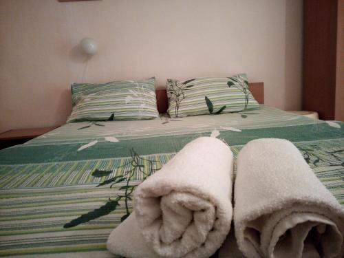 Hostal Lile Pestani Accommodation
