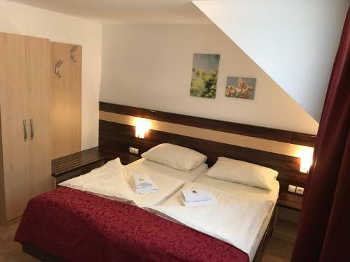 Hotel Guest House Hober