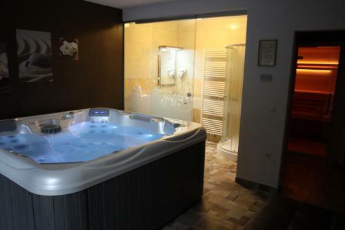 Hotel Guest House Hober