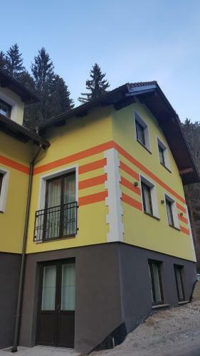 Hotel Guest House Hober