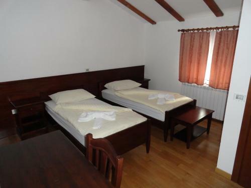 Hostal Guest House Pod Slavnikom