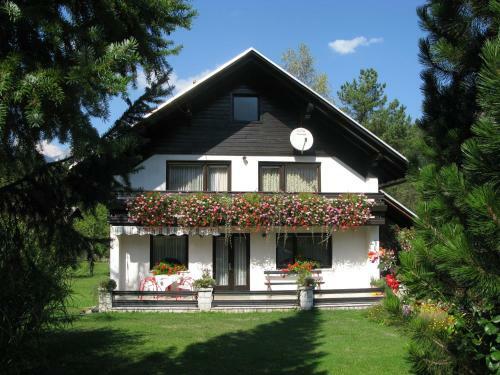 Apartment ?porar