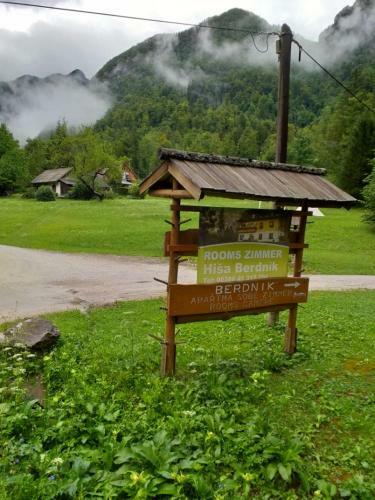 Hostal House Berdnik