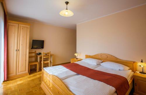 Hostal Pension T�r�k