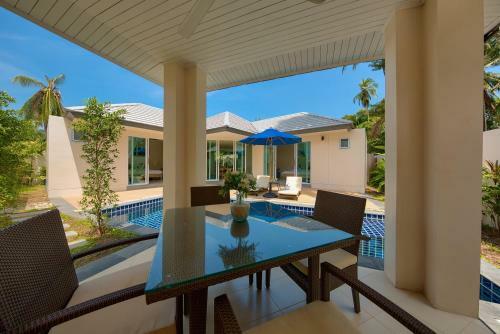 Lipa Talay See - 2 Bedroom Beach Side Villa