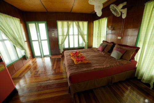 Hotel Holiday Beach Resort