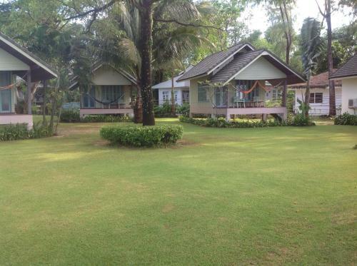 Hotel Holiday Beach Resort