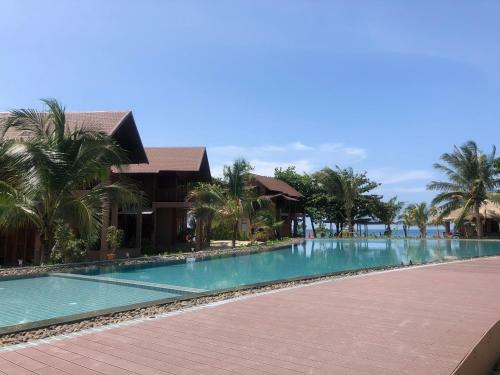 Hotel Koh Ma Beach Resort