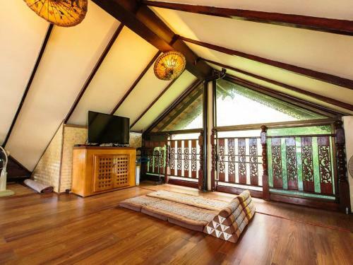 Lotus Paradise Villa
