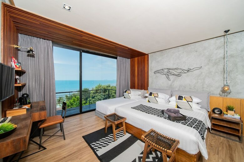 Hotel The Cabin Beach Resort