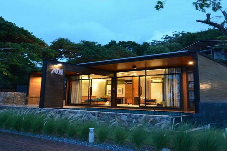 Hotel The Cabin Beach Resort