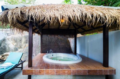 Hotel Sarikantang Resort And Spa