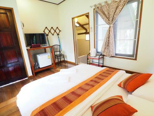 Hotel Baan Pun Sook Resort