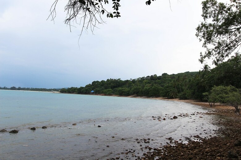 Hotel Issara Beach Resort