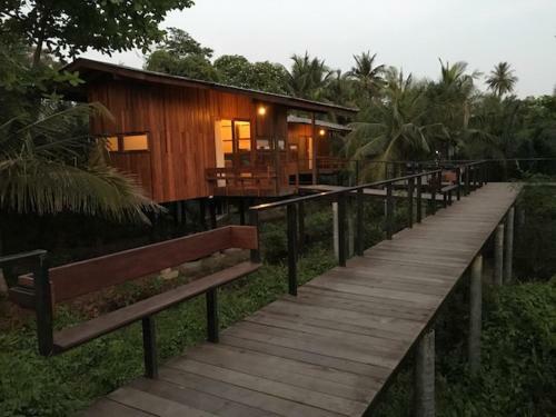 Bed & Breakfast Baan Makham-bangnamphueng