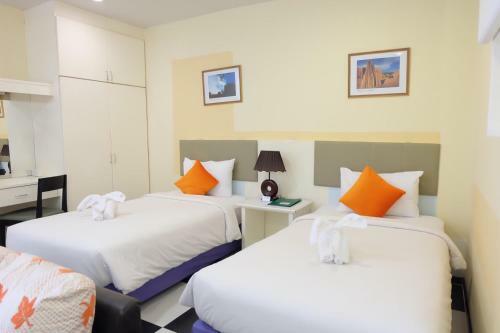 Thanasiri Hotel And Resort