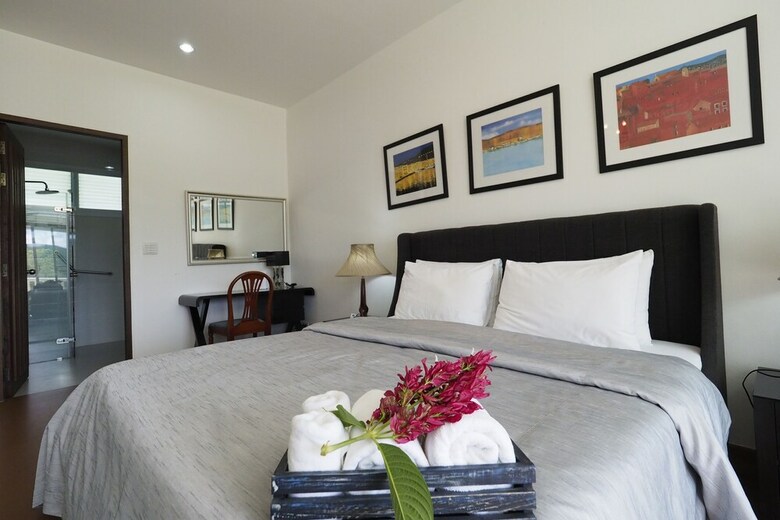 Hotel Baan Ing Khao