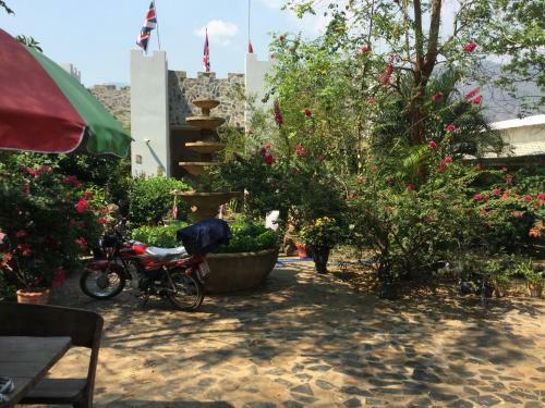Hotel Thai Castle Resort