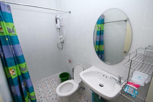 Hostal Baan Pordee Homestay