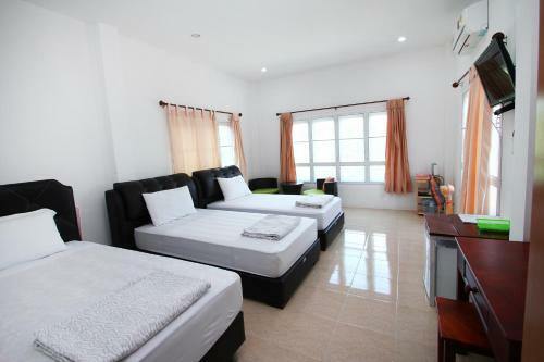 Hostal Baan Pordee Homestay