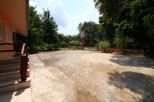 Hostal Baan Pordee Homestay