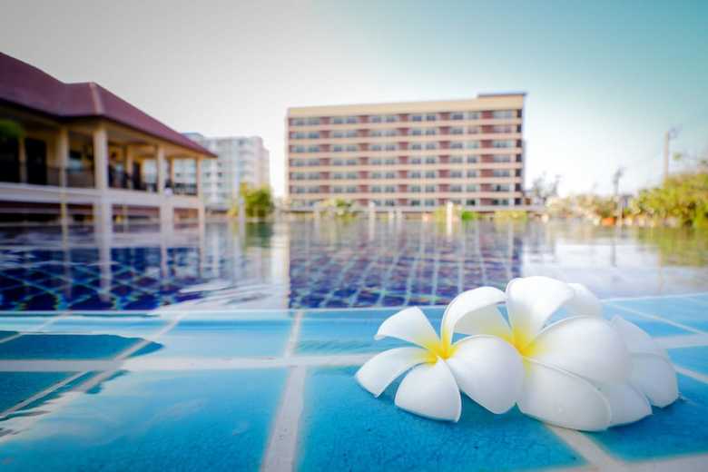 The Cotai Luxury Design Hotel