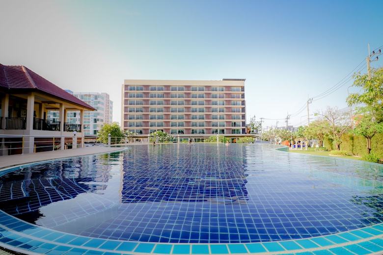 The Cotai Luxury Design Hotel
