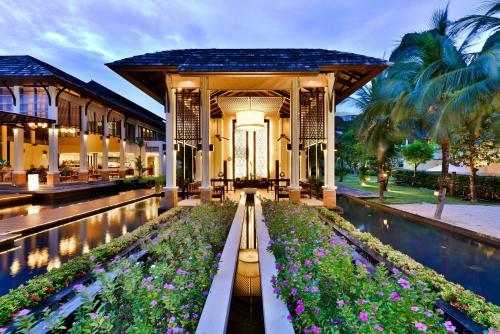 Hotel Bhu Nga Thani Resort & Spa