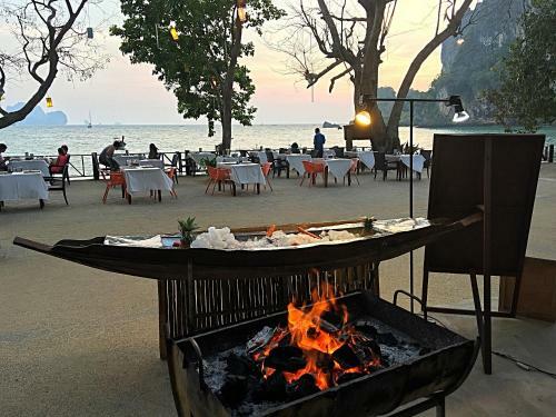 Hotel Tonsai Bay Resort