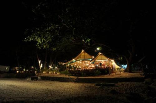 Hotel Smile Bungalow Bottle Beach