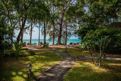Hotel Anahata Resort (Old The Lipa Lovely)